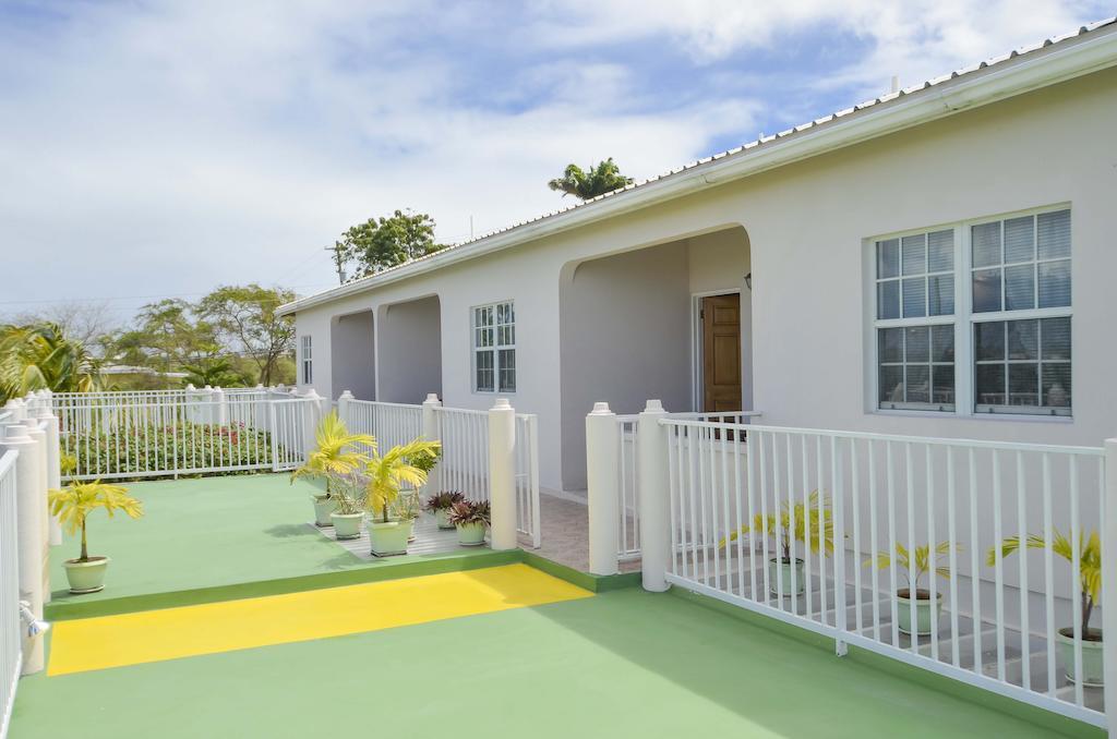 Caribbean Inn And Suites St. John's Экстерьер фото